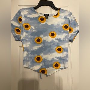 Junior sunflower crop top